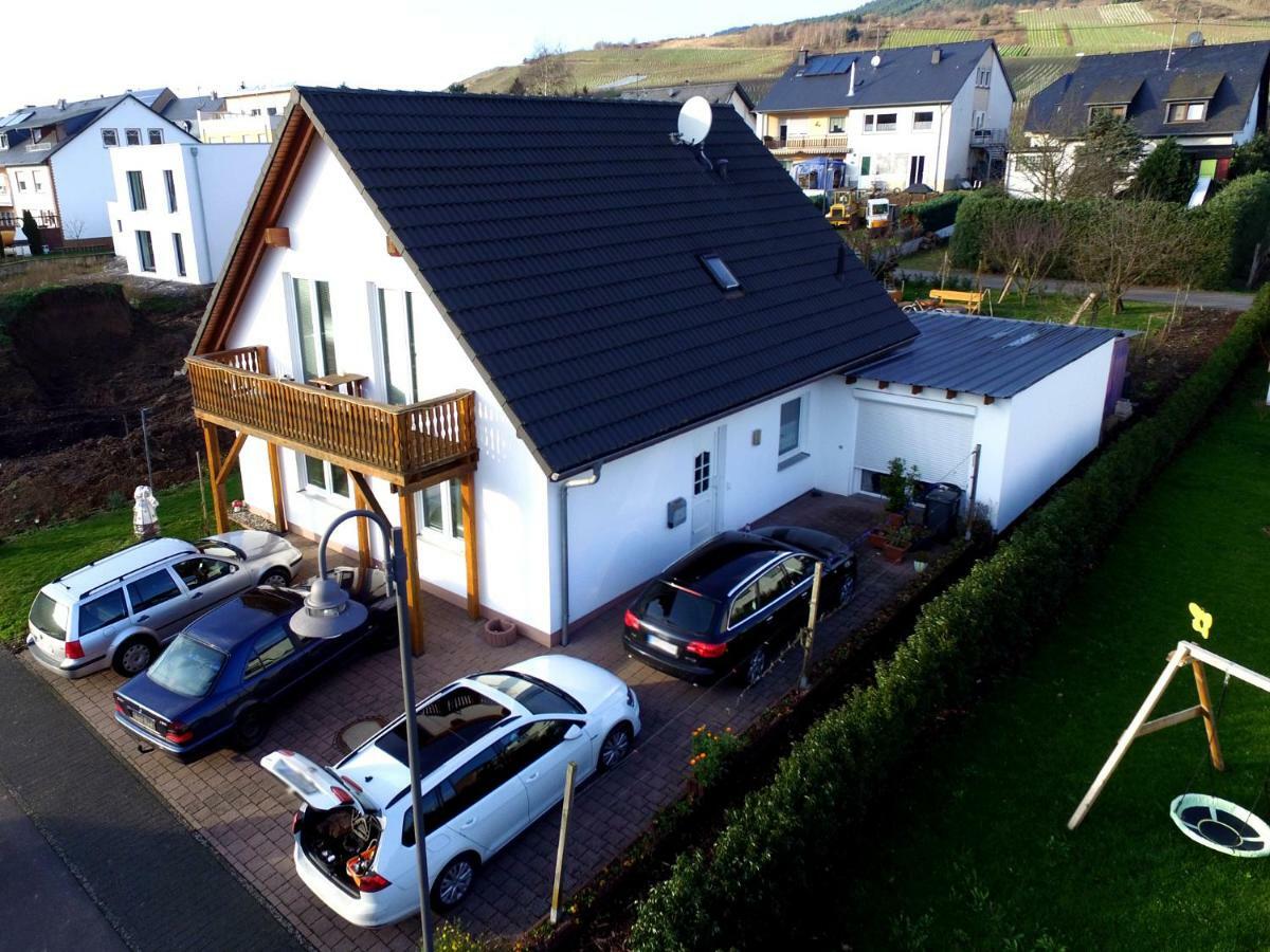 Moselie Ferienwohnung Kinheim Mosel エクステリア 写真